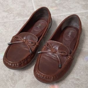 Born BOC Leather Slip On Moc Toe Loafer Sz 7